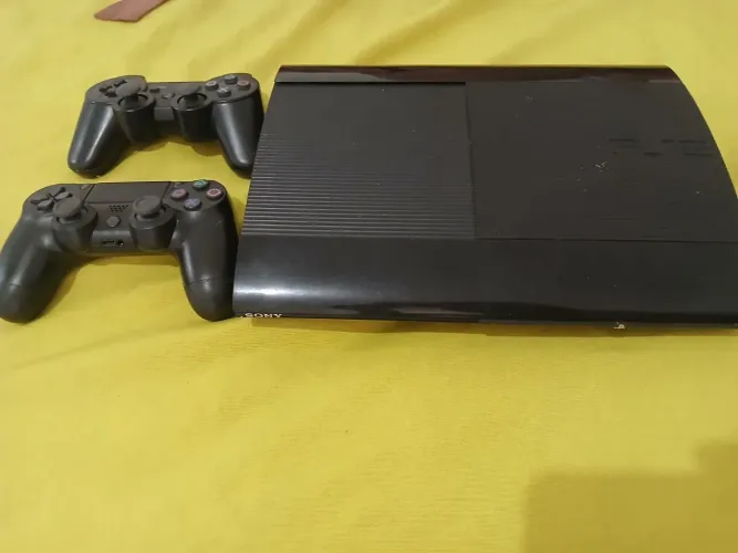PlayStation 3 Slim Desbloqueado