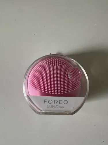 Foreo Luna Play Petal Pink