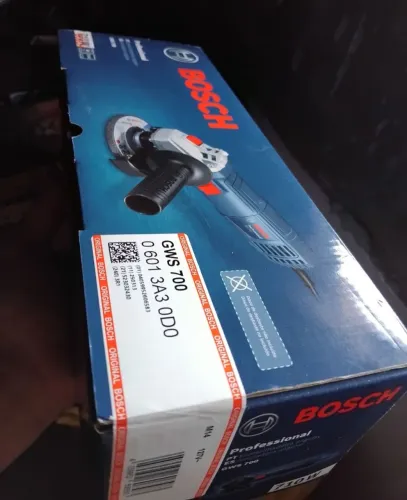 Esmerilhadeira Bosch 710w nova