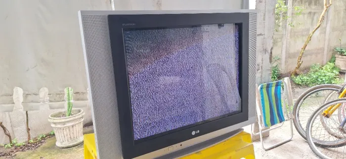 TV LG Flatron 29 Polegadas de Tubo (Perfeita p/ Videogames Antigos) - Ilha do Governador