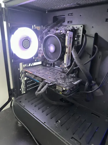 PC GAMER COMPLETO COM PERIFÉRICOS HYPERX E MONITOR ACER