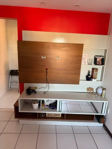 Estante e Guarda roupa