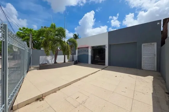 Loja comercial à venda no Centro de Parnamirim/RN