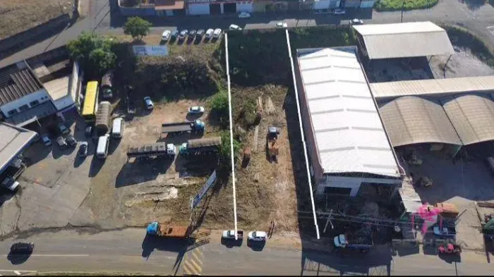 Terreno à venda, 995 m² por R$ 900.000,00 - Vila São Jorge - Leme/SP