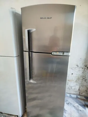 Geladeira Brastemp inox BRM 39 super conservada