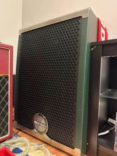 Vosstorm Swamp Bass 650w - Caixa Frfr de Baixo 