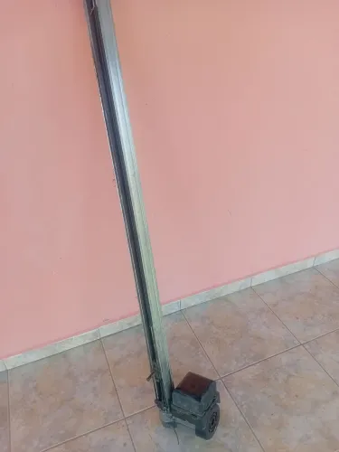 Motor com coluna para portão basculante