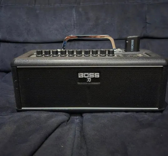 Amplificador Boss Katana Air