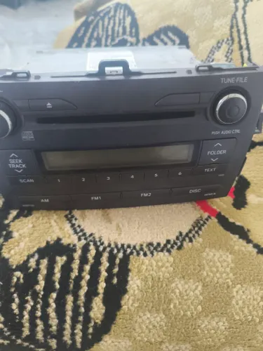 Rádio toca CD Corolla 2012