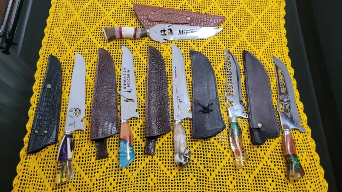 Facas personalizadas para churrasco 350 reais por cada uma