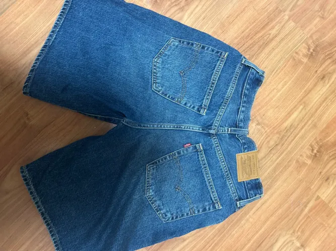 Bermuda Levi?s Premium Baggy Dad Jort original.