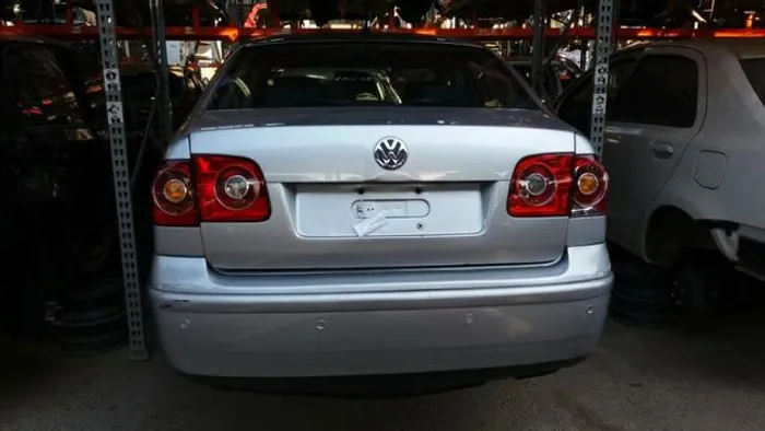 Peças usadas VW Polo Sedan 2010 2011 1.6 8v flex 104cv câmbio automático(Emotion)