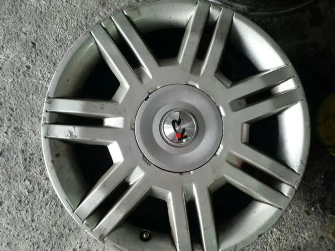 Roda aro 16 Fiat Stilo Connect Prata Palio 4x98 jogo usado