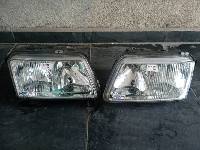 Par Farol Audi A3 1998 (preço unitário)