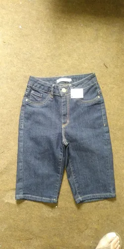 BERMUDA FEMININA NR.38 NOVA