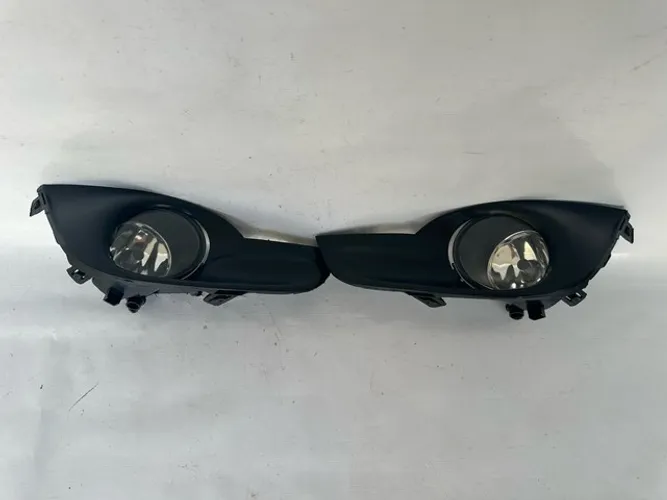 Par Farol de Milha e Grade Nissan Altima 2014