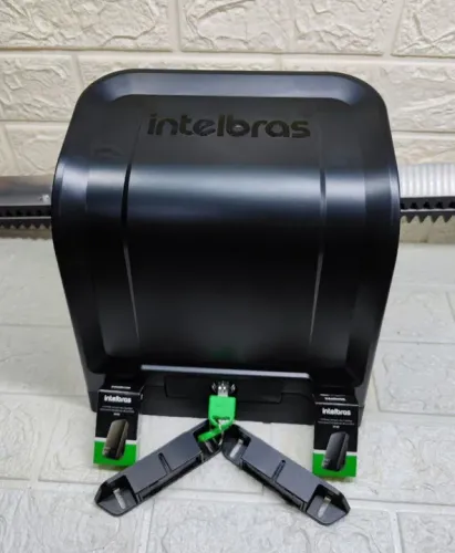Automatizador para portão automático Intelbras.