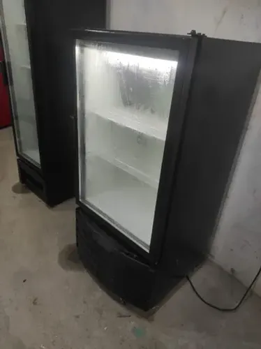 Freezer expositor