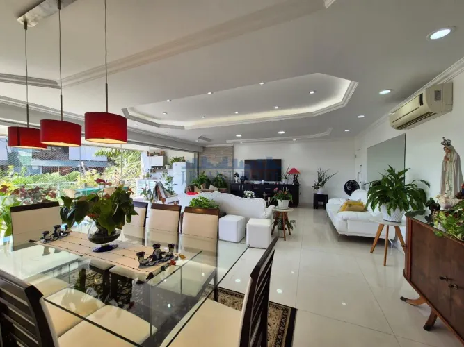 Lindo Apartamento lâmina com 185m², 3 quartos ( 2 suítes grandes), Gleba A junto ao mar