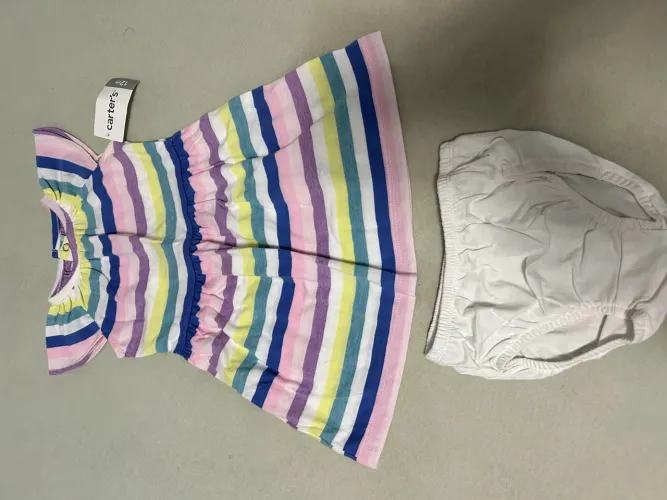 Vestido com tapa fralda - 12 meses 