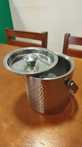 Balde de Gelo Aço Inox com alça e tampa 1,68 litro