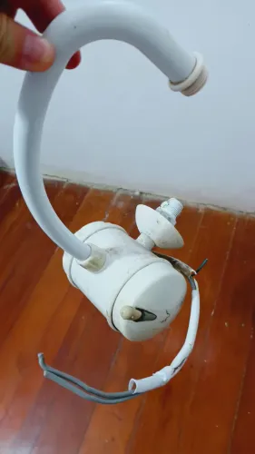 02 chuveiros + 01 torneira elétrica 220v 