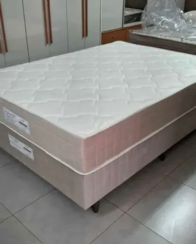 Cama de casal em molas ensacadas Paty (nova)