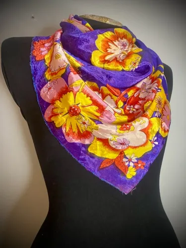 Lenço de seda Italiano vintage floral