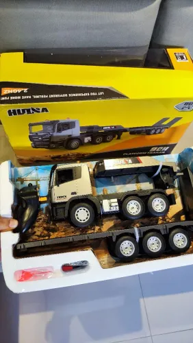 Caminhão 4x4 plataforma com controle remoto