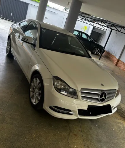Mercedes-Benz C-180 CGI Coupe 1.8 16V 156cv Aut. 2012