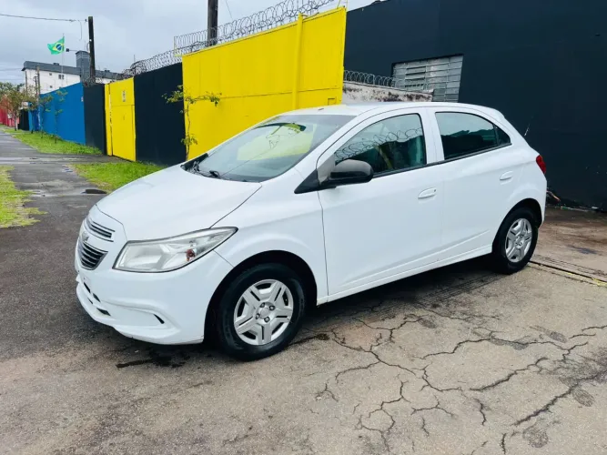Sucata onix 2015