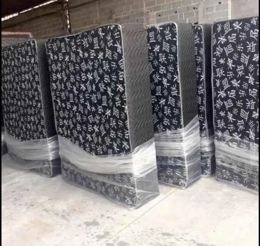 Cama box colchão grosso 