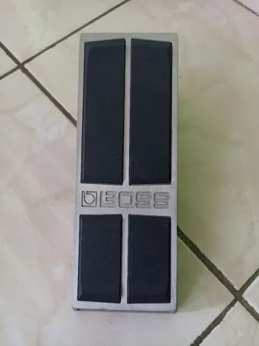 Pedal de Expressão Boss FV-500L