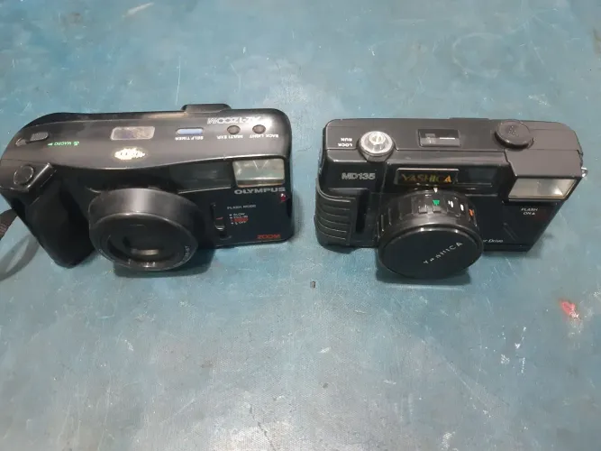 Venda de câmeras fotográfica analógicas Yashica e Olympus.