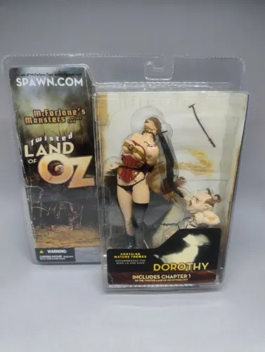 McFarlane's Twisted Land of Oz - Dorothy , McFarlane, Spwan, figure horror movie