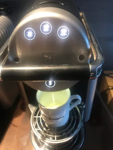 Vende se cafeteira