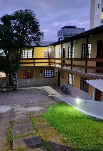 Kitnete em Barreiros 