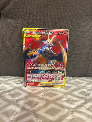 Carta Pokémon Charizard e Braixen GX