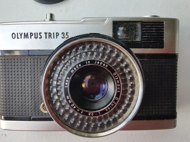 Câmera Olympus Trip 35 Analógica