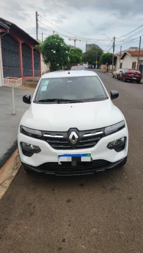 Renault Kwid Intense 1.0 Flex 12V 5P Mec. 2023
