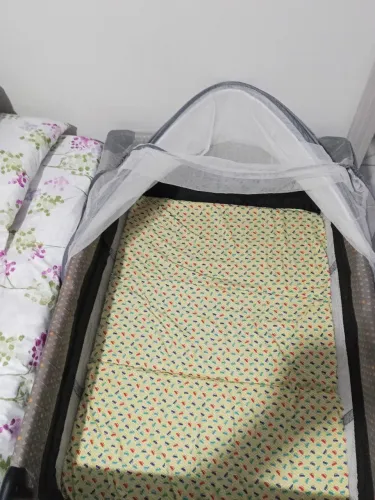 Vendo lindo berço semi novo