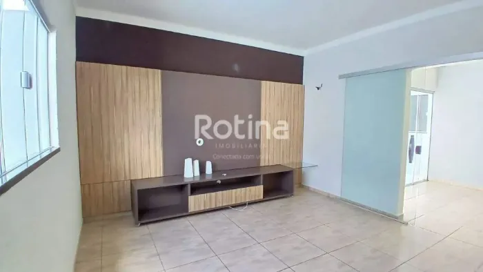 Casa à venda, 3 quartos, Jardim Patrícia - Uberlândia/MG - Rotina Imobiliária