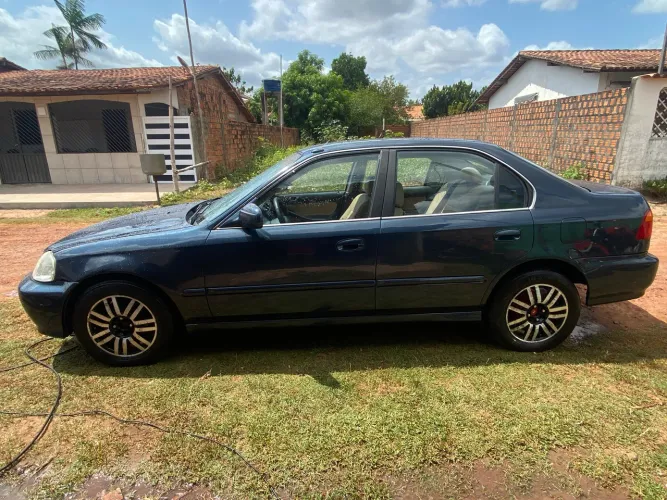 Honda Civic Sedan LX 1.6 16V Aut. 4P 2000