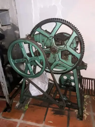 Engenho de Cana Moenda Alemã... Funcionando Perfeitamente Top