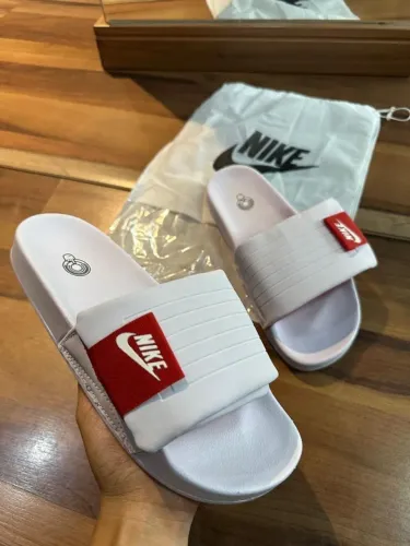 Nike Offcourt ?