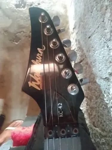 Guitarra Washburn KC-42 Superstrato