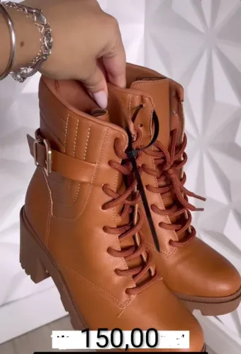 Bota Coturno Marrom - Estilo e Conforto!