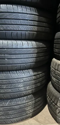 Jogo de pneus 17 Rav4 , Freemont , TR4 225/65 R17 semi novos 