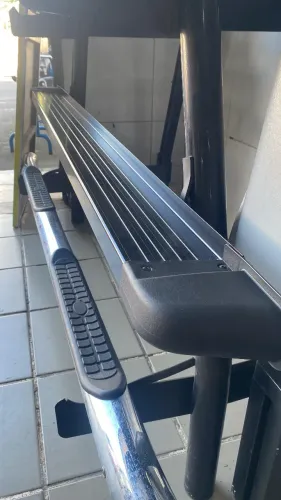 Estribo Plataforma Preto (Solar)