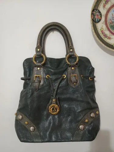 Bolsa de Couro CS - Elegância e Estilo